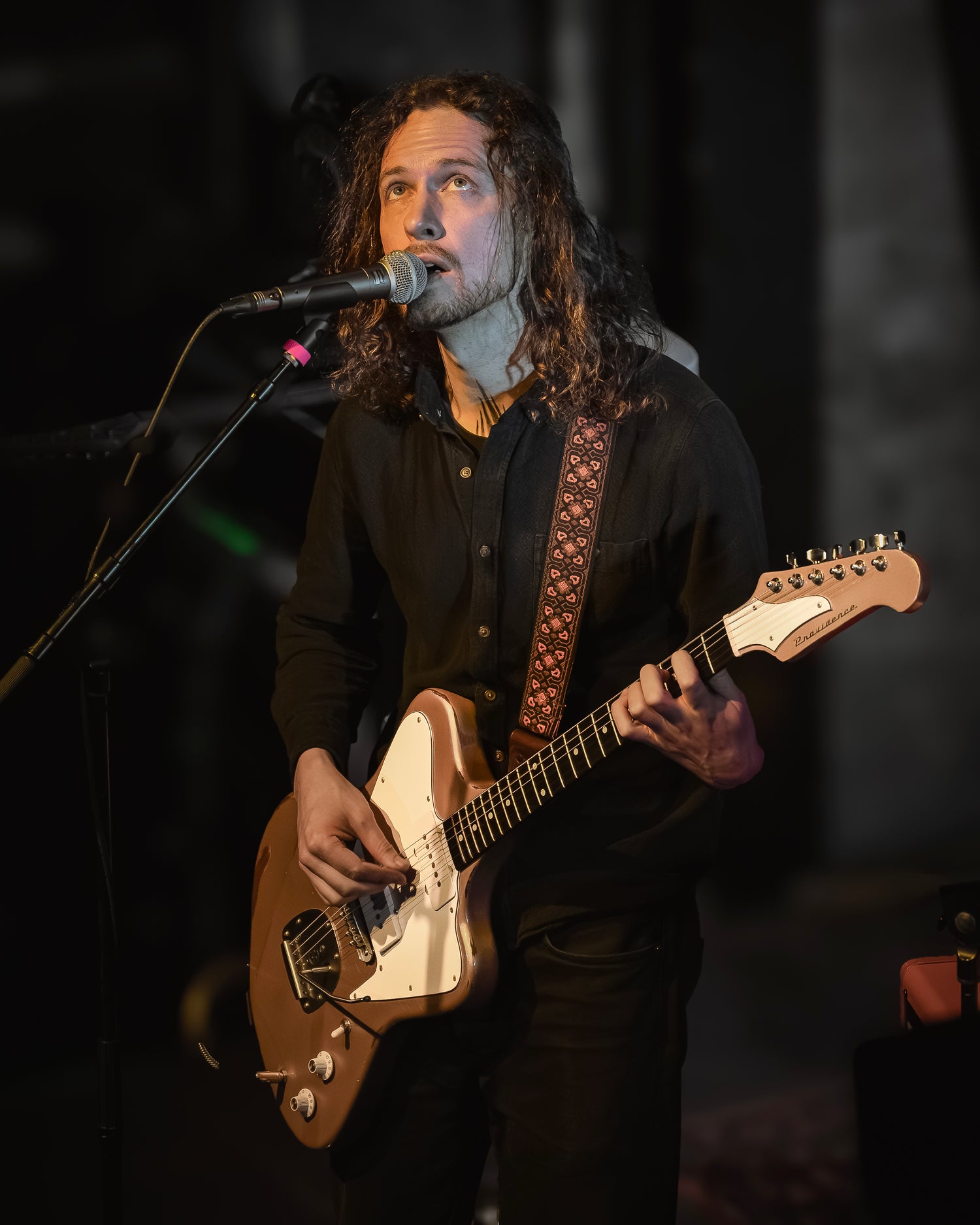 Rufus Miller playing a Fairlane Guitar at The Cluny in Newcastle