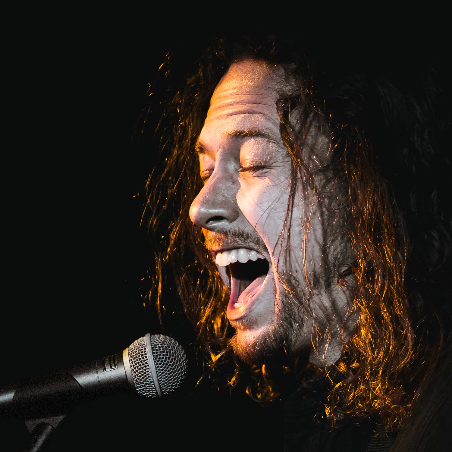 Rufus Miller playing at The Cluny in Newcastle